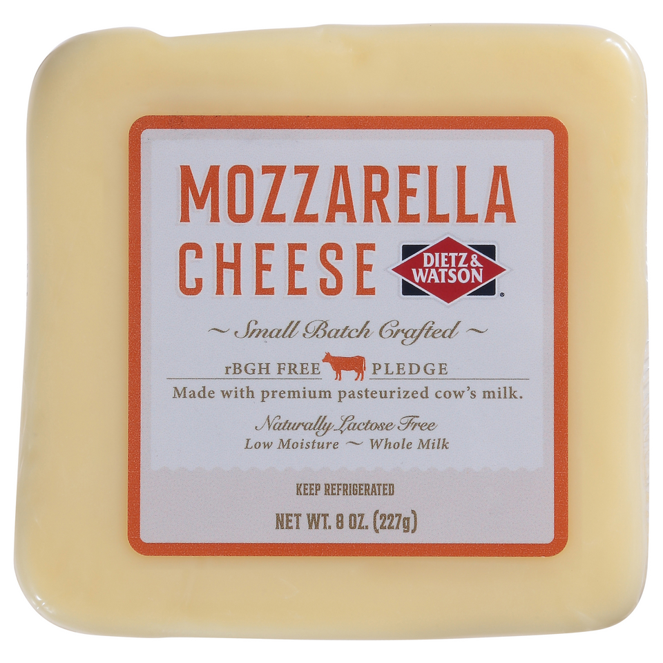 Dietz & Watson Mozzarella Cheese 8 oz